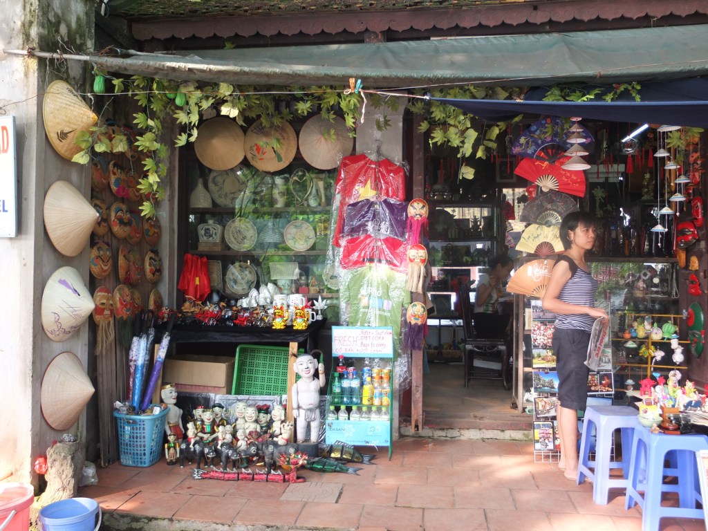 Small shop sold souvenir 
